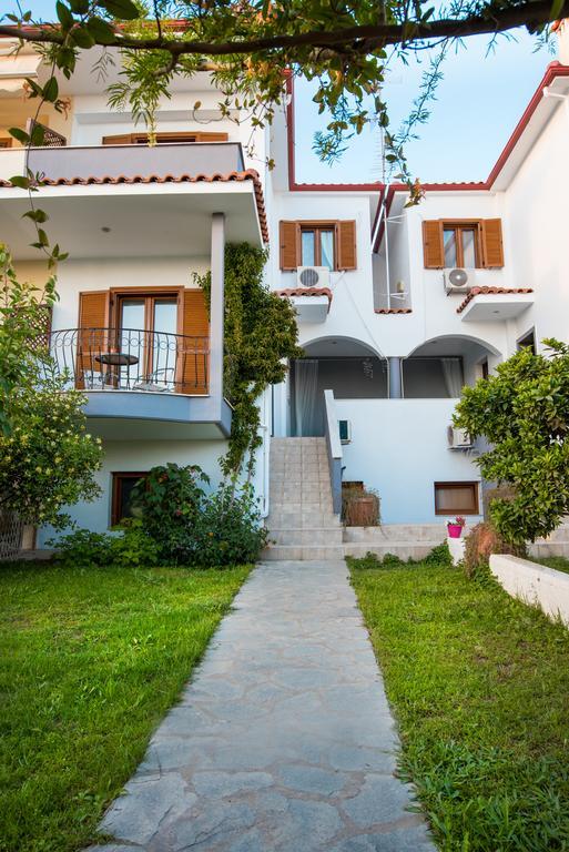 Bouganvillia Homes นิกิติ ภายนอก รูปภาพ